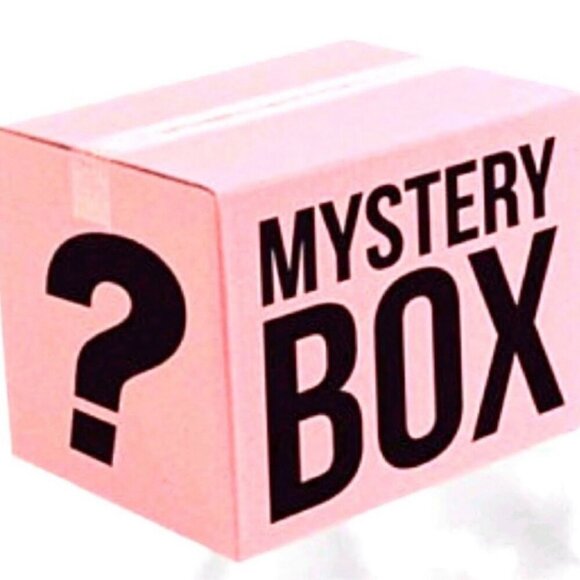 INVENTORY MYSTERY BOX - Picture 1 of 1